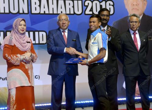 PTJ02_12012016_PENDIDIKAN