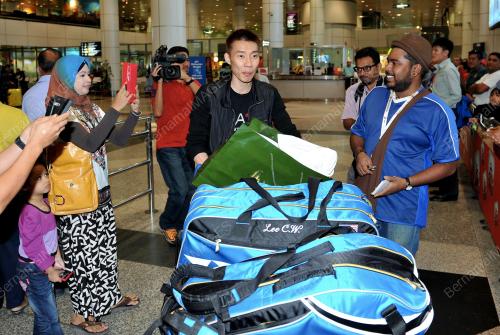 PTJ02_12032013_CHONG_WEI