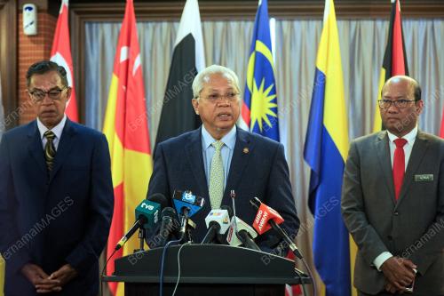 TAN SRI ANNUAR MUSA