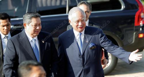 MOHD NAJIB TUN ABDUL RAZAK