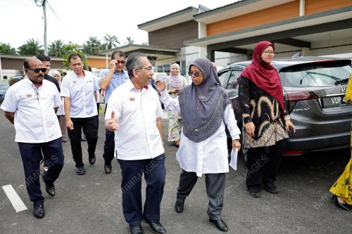 DATUK AIMAN ATHIRAH SABU