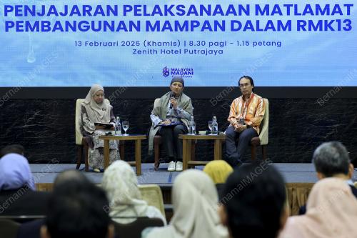DATUK HANIFAH HAJAR TAIB