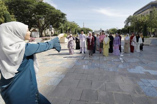 GAMBAR RAYA
