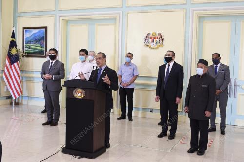 TAN SRI MUHYIDDIN YASSIN