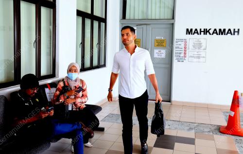 DATUK SERI ALIFF SYUKRI KAMARZAMAN