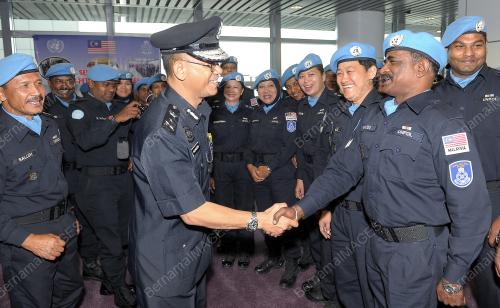 PTJ02_13112012_UNPOL