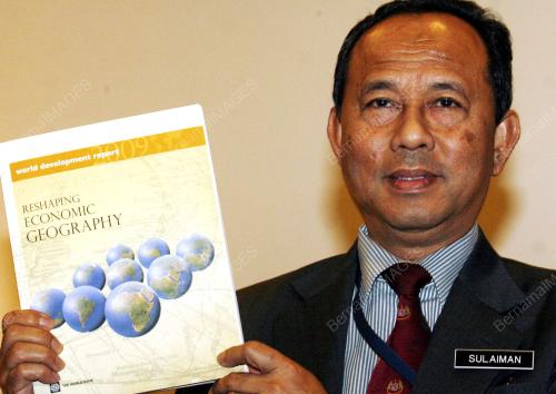 DR SULAIMAN MAHBOB
