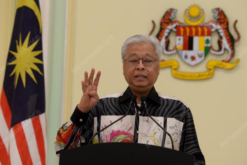 DATUK SERI ISMAIL SABRI YAAKOB
