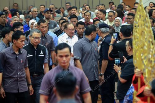 DATUK SERI ANWAR IBRAHIM
