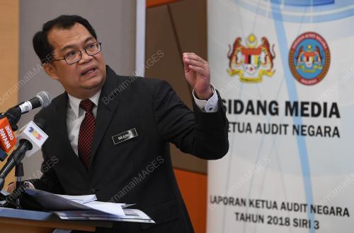 DATUK NIK AZMAN NIK ABDUL MAJID