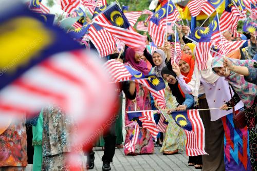 PTJ02_14082015_BENDERA