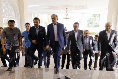 DATUK SERI ANWAR IBRAHIM