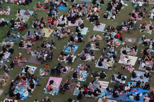 BERBUKA PUASA DI DATARAN PUTRAJAYA