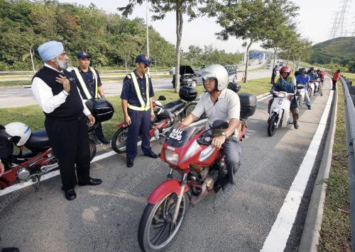 JABATAN KESELAMATAN JALAN RAYA