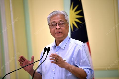 DATUK SERI ISMAIL SABRI YAAKOB