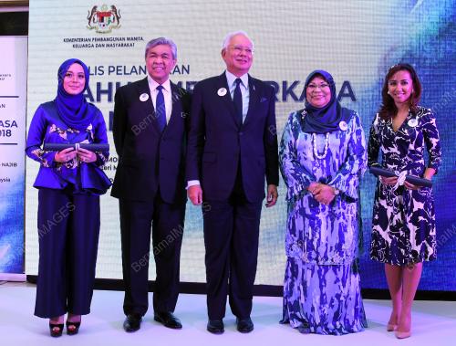 PTJ02_17012018_WANITA_GEMILANG