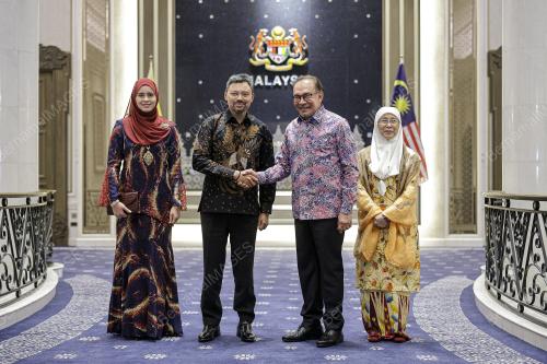 DATUK SERI ANWAR IBRAHIM