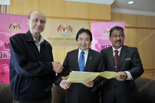 PTJ02_18112015_PERPADUAN