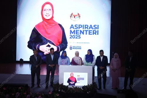 DR ZALIHA MUSTAFA