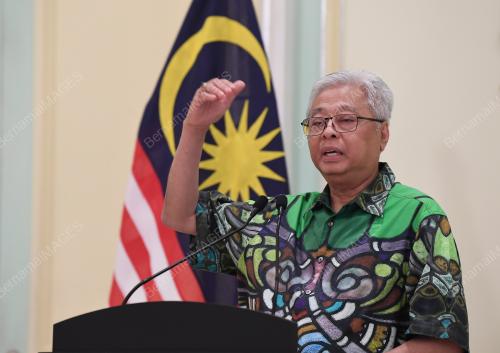 DATUK SERI ISMAIL SABRI YAAKOB