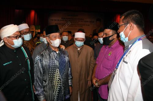 TAN SRI MUHYIDDIN YASSIN