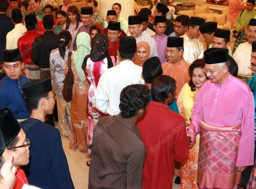 MOHD NAJIB TUN RAZAK