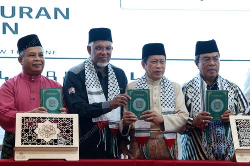 DATUK SERI AHMAD MASLAN