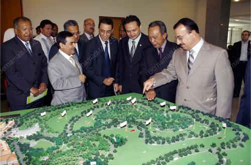 PUTRAJAYA SELL DIPLOMATIC LAND