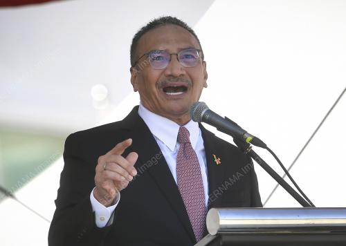 DATUK SERI HISHAMUDDIN TUN HUSSEIN