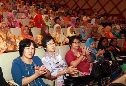 PERHIMPUNAN BERSAMA WARGA PENDIDIK