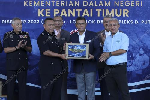 DATUK SERI SAIFUDDIN NASUTION ISMAIL