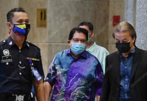 DATUK SERI TENGKU ADNAN TENGKU MANSOR