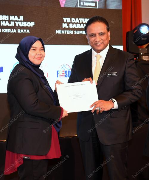 DATUK SERI REEZAL MERICAN NAINA MERICAN