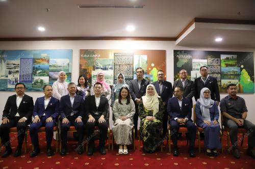 HANNAH YEOH