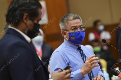 DATUK SERI DR ADHAM BABA
