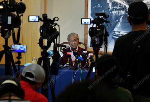 TUN DR MAHATHIR MOHAMAD