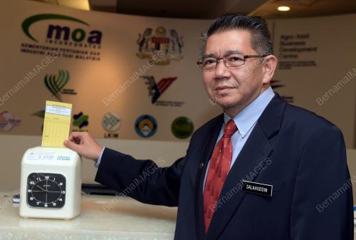 PTJ02_23052018_MENTERI_BN201805229075
