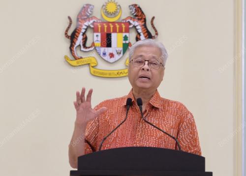 DATUK SERI ISMAIL SABRI YAAKOB