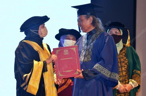 DATUK SERI NANCY SHUKRI