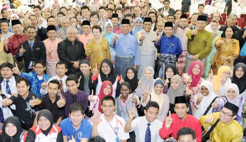 TAN SRI MUHYIDDIN YASSIN