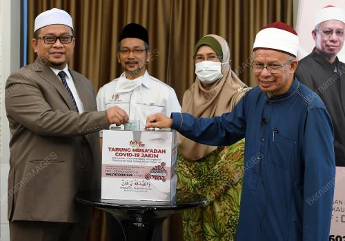 SENATOR DATUK DR ZULKIFLI MOHAMAD AL-BAKRI