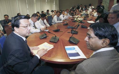 LIOW TIONG LAI