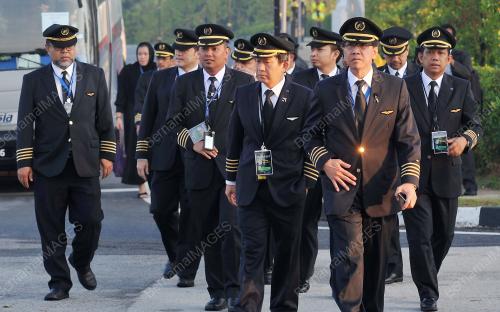 PTJ02_24082014_MH17