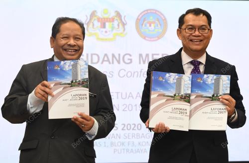 DATUK NIK AZMAN NIK ABDUL MAJID