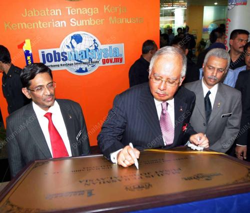 MOHD NAJIB TUN RAZAK