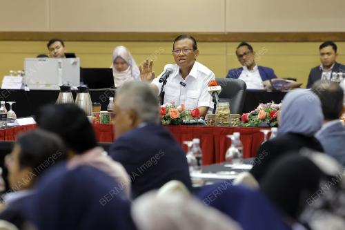 DATUK SERI AHMAD SHABERY CHEEK