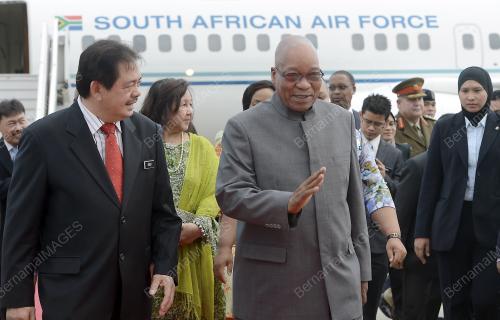 PTJ02_25082013_ZUMA