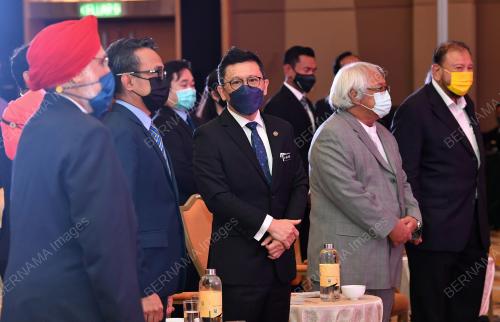 DATUK SERI TI LIAN KER