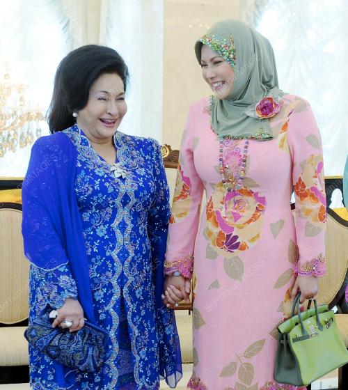 TUANKU NUR ZAHIRAH
