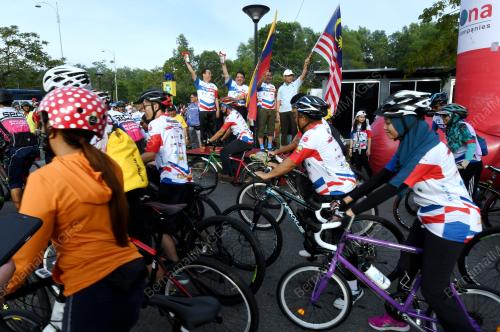 PTJ02_25112017_RIDE_BN201711242420